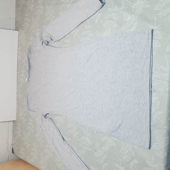 Forever 21 Shirt - Picture 6 of 9